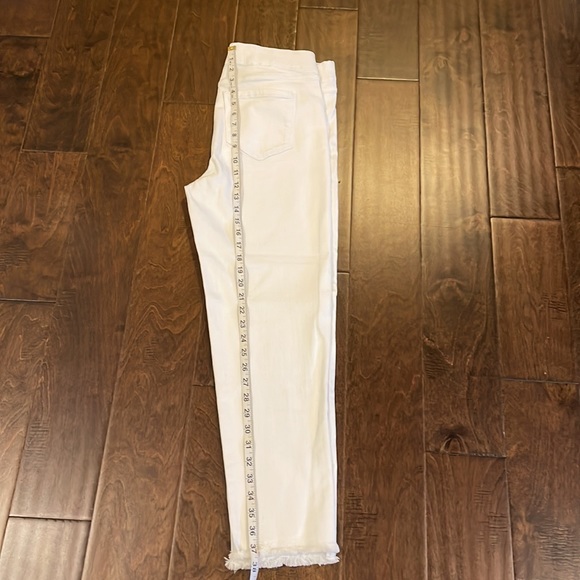 Liverpool Skinny Crop - Picture 5 of 9